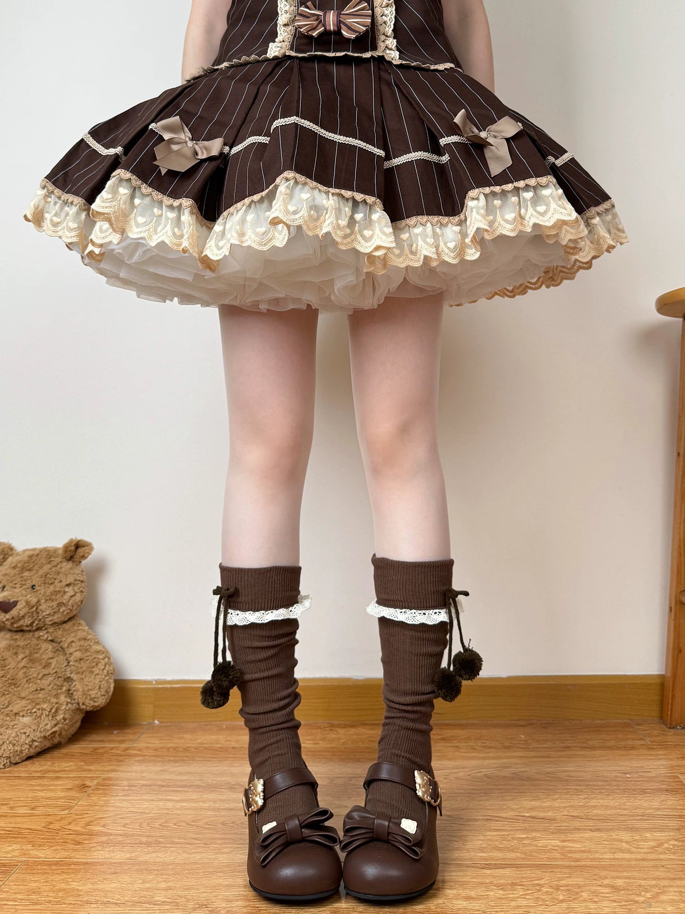 Chubby Bear Tales - Caramel Cocoa - Cuffed Calf Socks with Bow-Tied Pom-Poms
