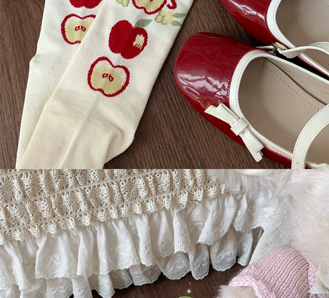 roji roji - Eden Garden - Apple Motif Short Socks with Lace Bow Cuffs