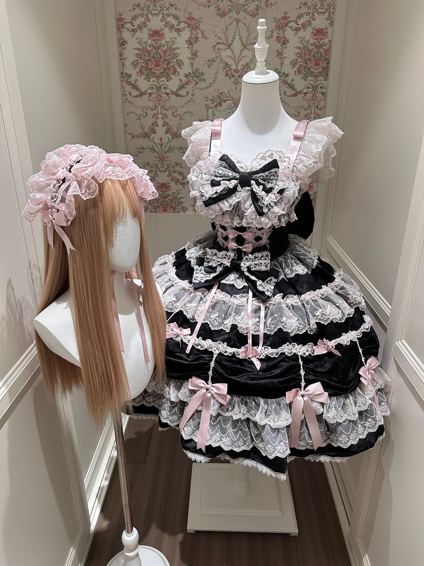 Sugar Girl - Satin Gift Box - Sweet Lolita JSK Dress, Bows and Layered Lace