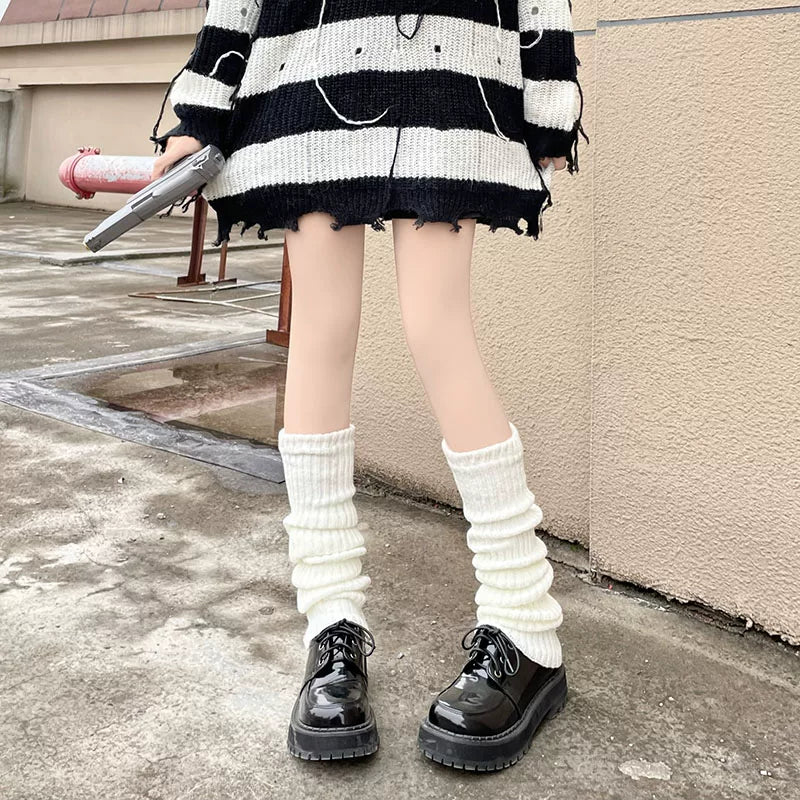 Floral Milk Cat - Ribbed Slouch - Knit Leg Warmers with Ribbed Texture