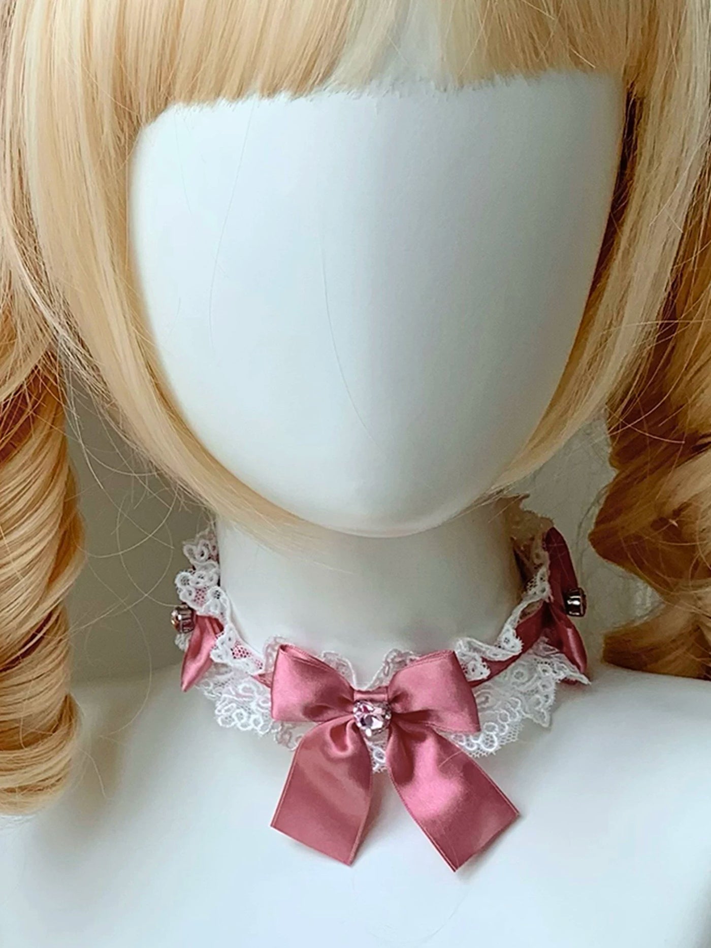 roji roji - Sweetheart Ribbon - Choker with Lace Trim and Satin Bows