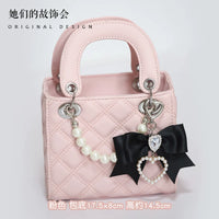 Her Vintage Society - Gesteppter Herz-Charm - Gesteppte Henkeltasche mit Perlenkette - Schwarz