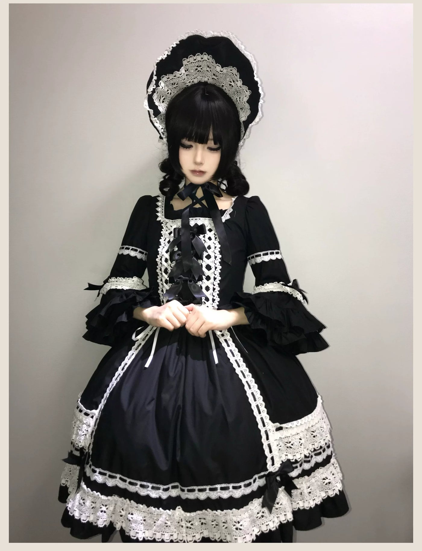 TaTaTa Lolita - First Otome - Black Old School Lolita OP Dress, Lace Details