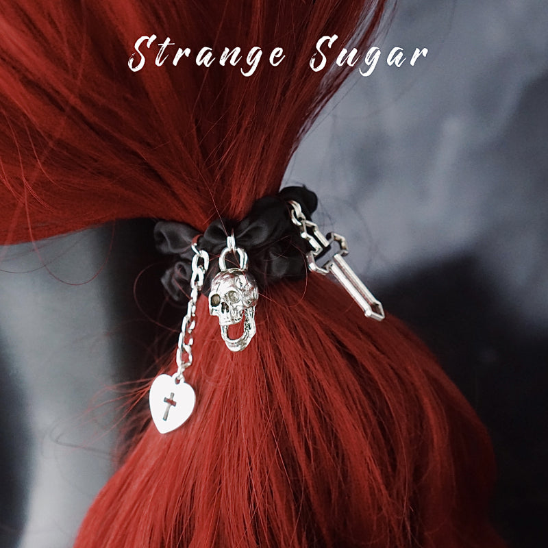 Strange Sugar - Gothic Lolita Black Hardware Skull - Spider Hairband Headwear