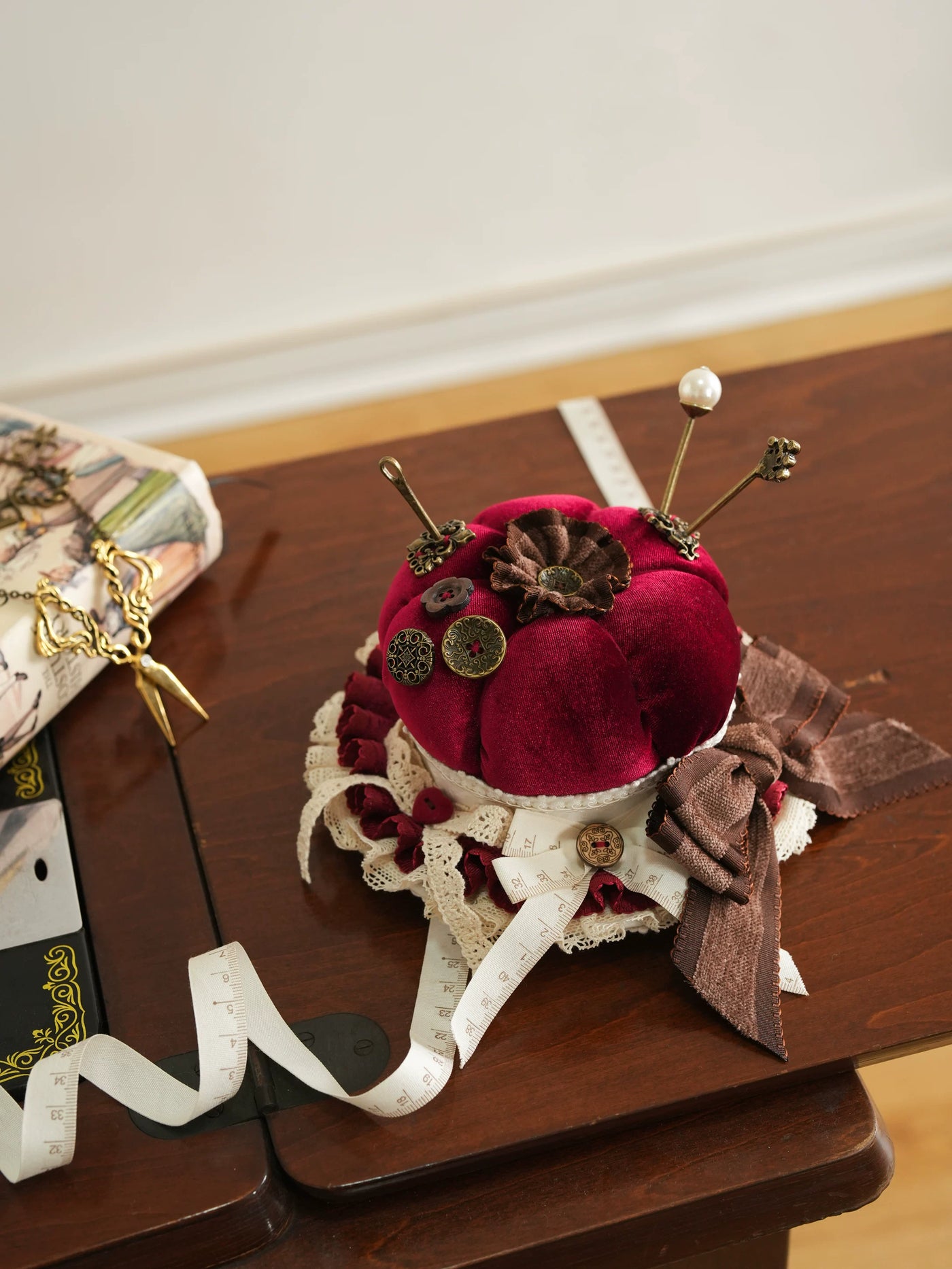 Star Box - Antique Patchwork House - Sewing-Inspired Mini Hat with Lace Trim