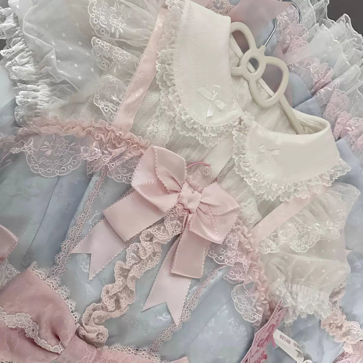 Sweetheart Dream Machine - Milky Puff - Cotton Inner Layer with a Lace-Trimmed Peter Pan Collar