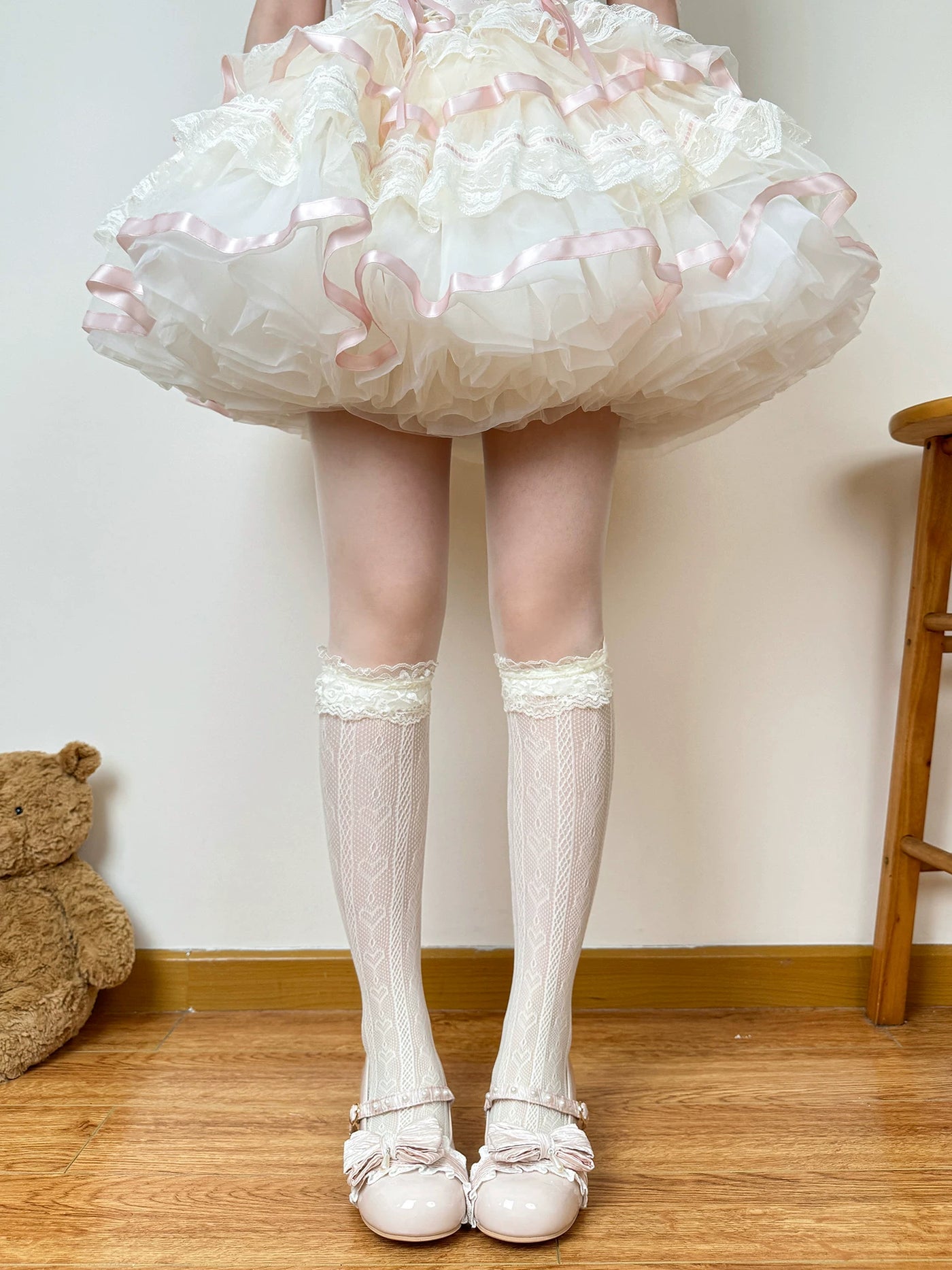 Chubby Bear Tales - Openwork Bow - Thin Mid-Calf Lace Socks with Bow Detail