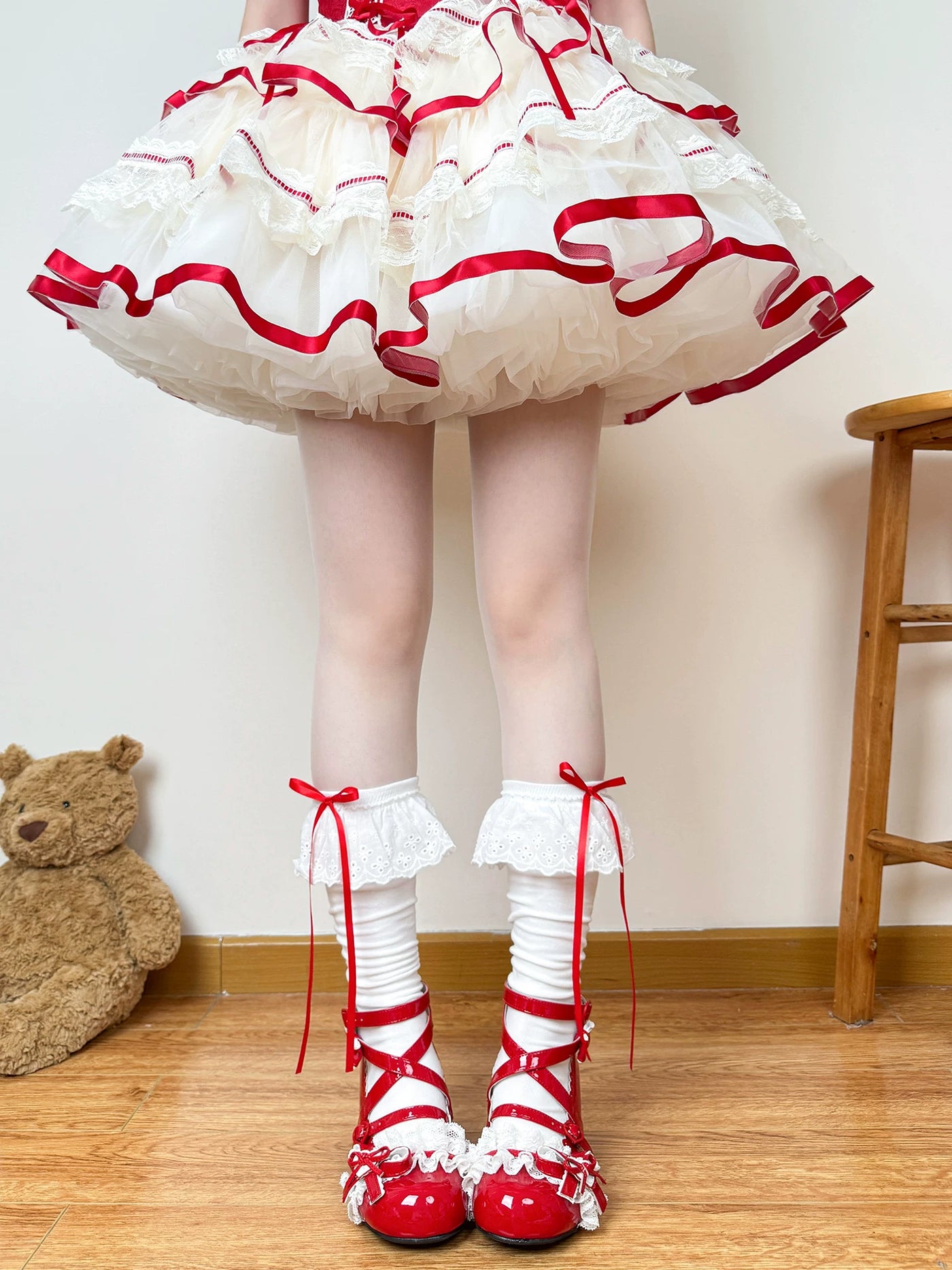 Chubby Bear Tales - Cream Ballet - Slouchy Calf Socks with Lace Cuffs and Bows