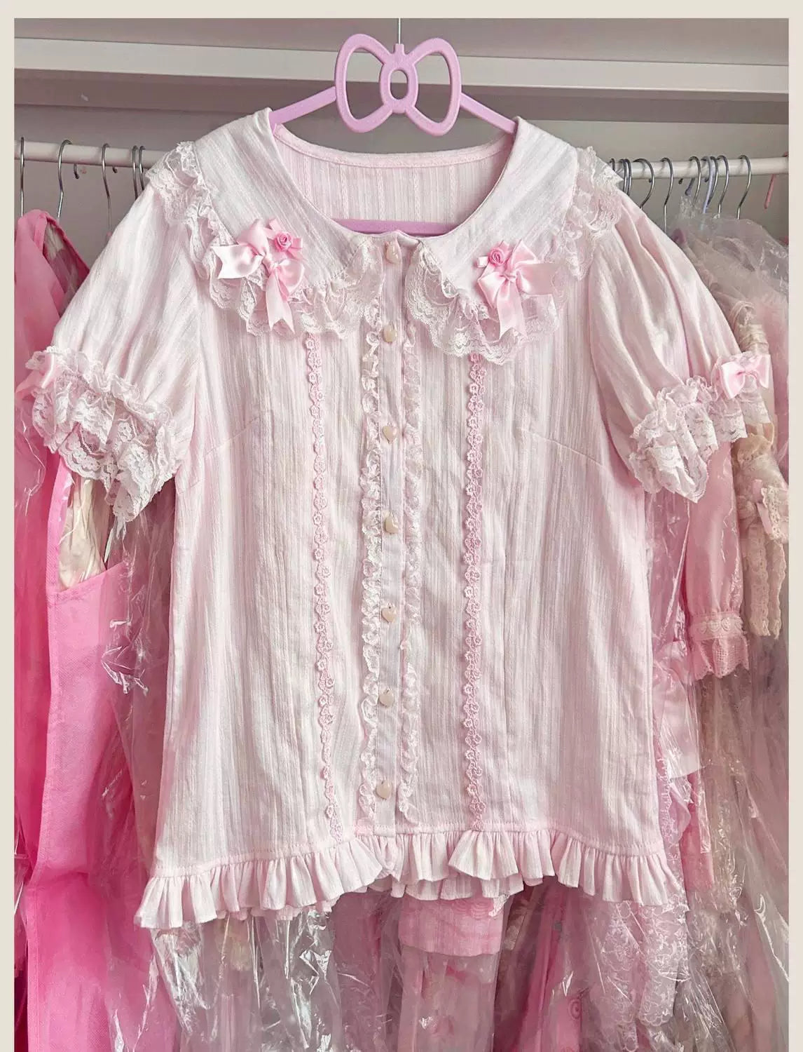 Sweetheart Dream Machine - Vintage Floral Wall - Ruffle-Trimmed Blouse with Doll Collar