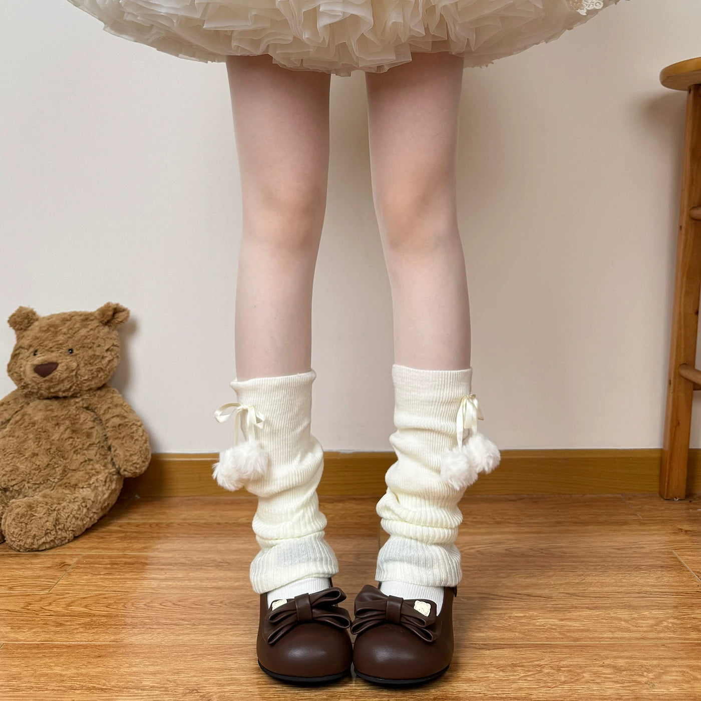 Chubby Bear Tales - Ribbon Pom-Pom - Scrunched leg warmers with ribbon ties and pom-pom details