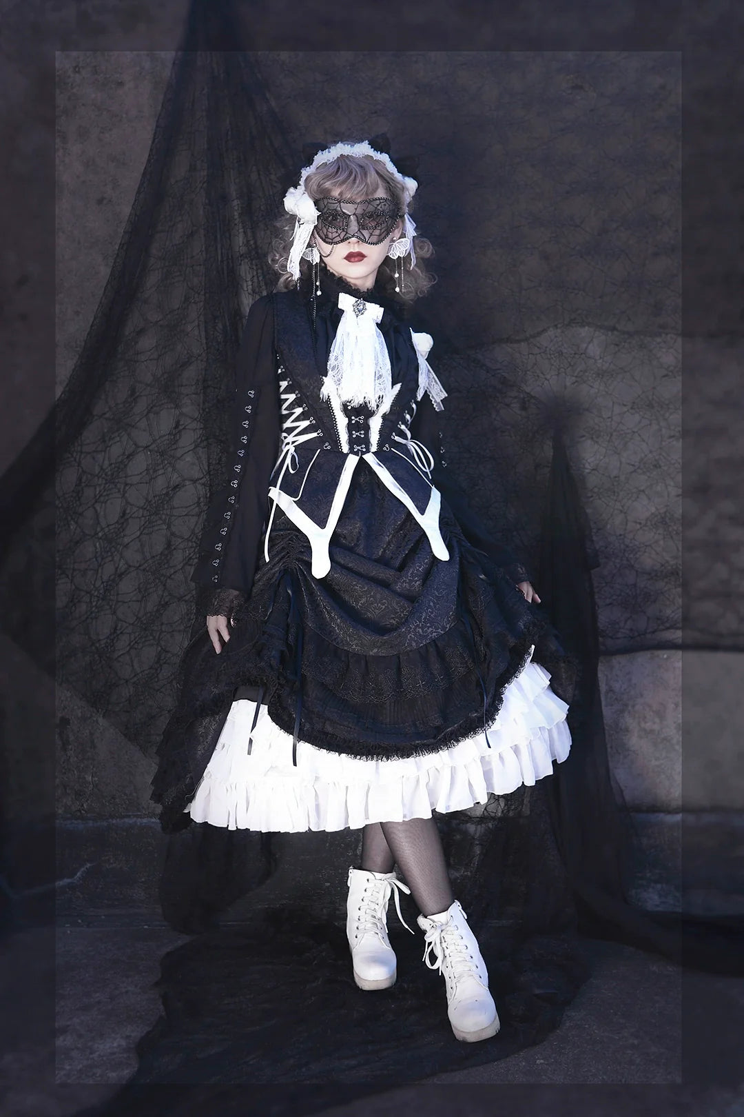 MILU ORIG - Herbarium - Gothic Lolita Skirt Set with Butterfly-Print Vest - product detail 7