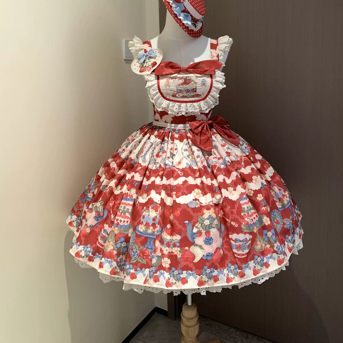 Sweetheart Dream Machine - Strawberry Tarta - Strawberry print JSK or OP dress with apron
