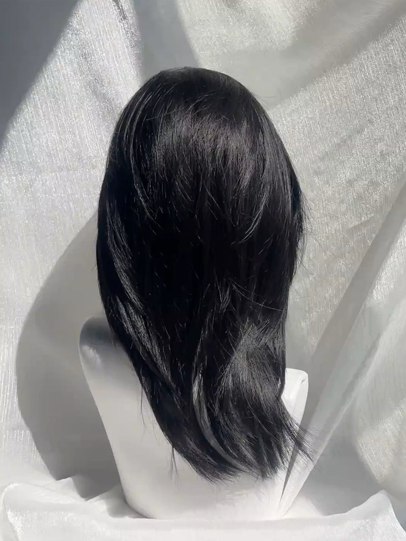 Kunkun Fish natural black centre-part wig - view 4