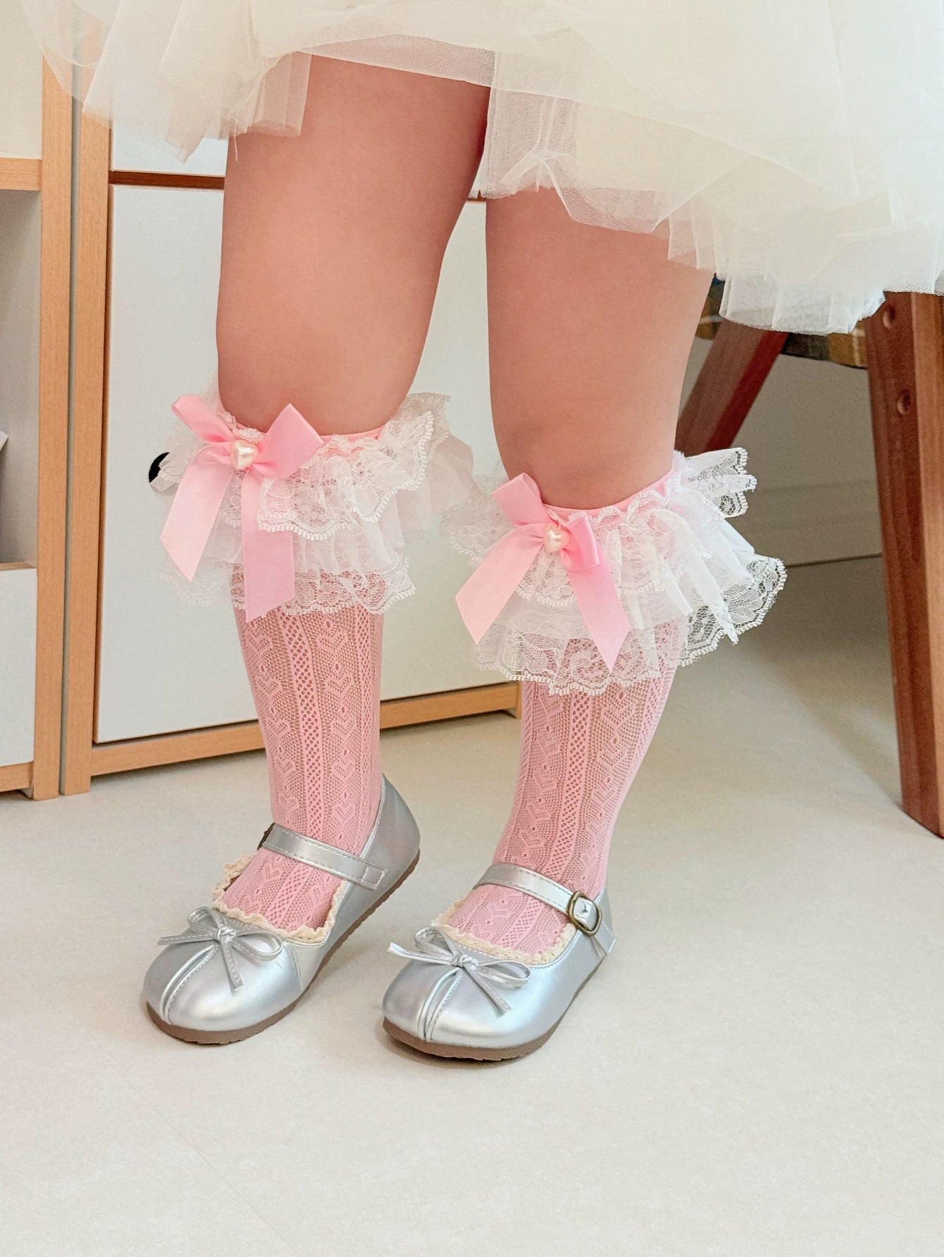 Fantasy Doll - Pearl Bow Strawberry Lace - Decorative socks with lace and motif options