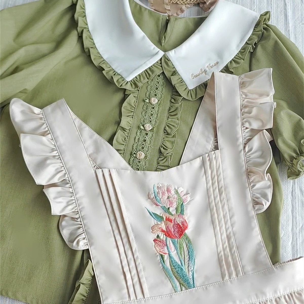 Little Gardener - Embroidered Blouse and Adjustable JSK Set - detail view 13