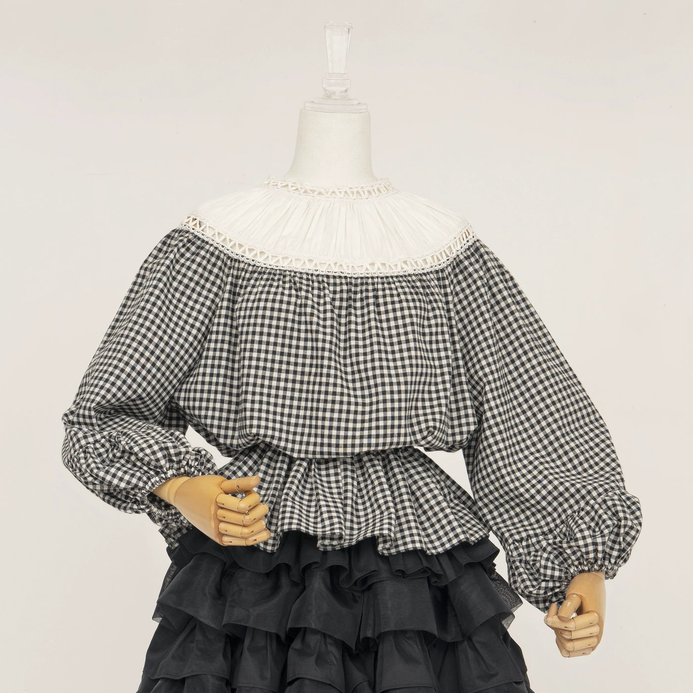 LACE GARDEN - Doll Check - Black-and-White Plaid Blouse and Pumpkin Pants Set with Layered Ruffles