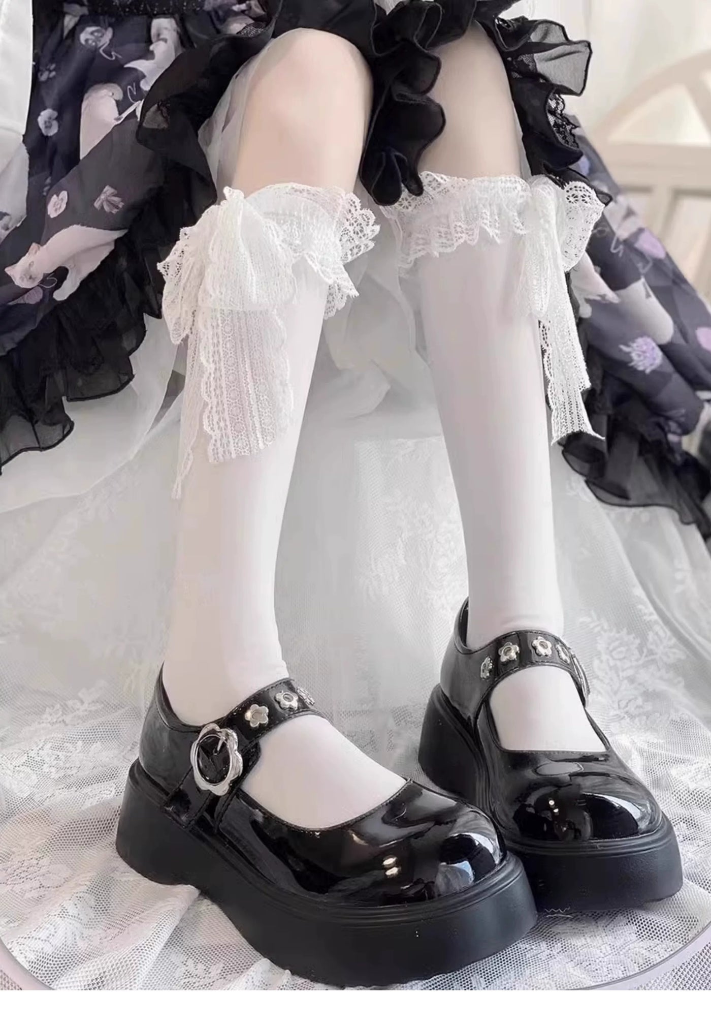 Floral Milk Cat - Lace-Tie Cuff - Thin-Velvet Calf Socks with Lace Trim
