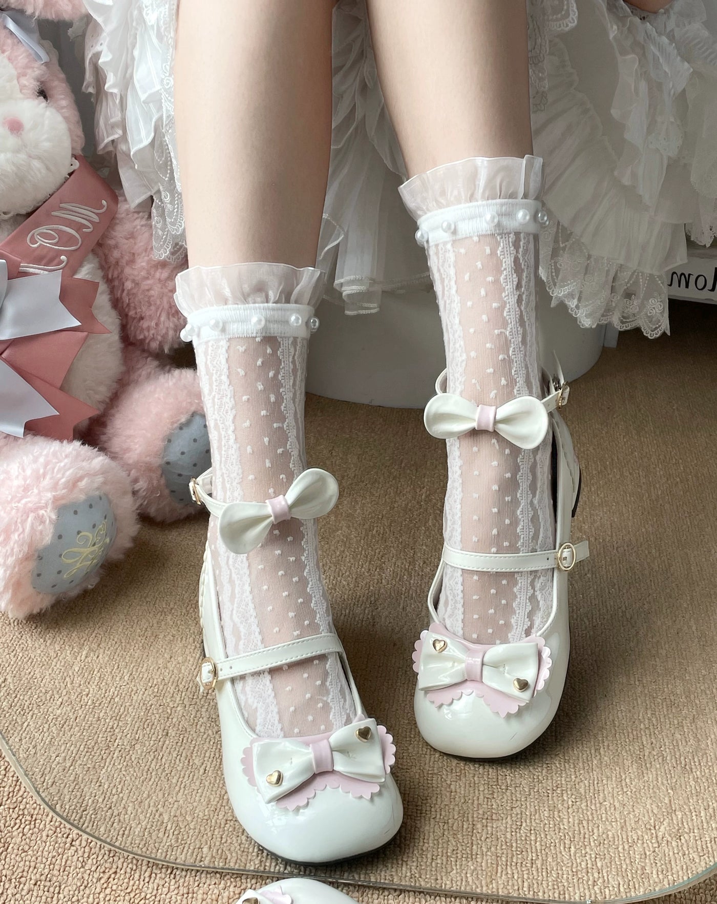 Fantasy Doll - Pearl Dot - White mesh socks with pearl lace trim