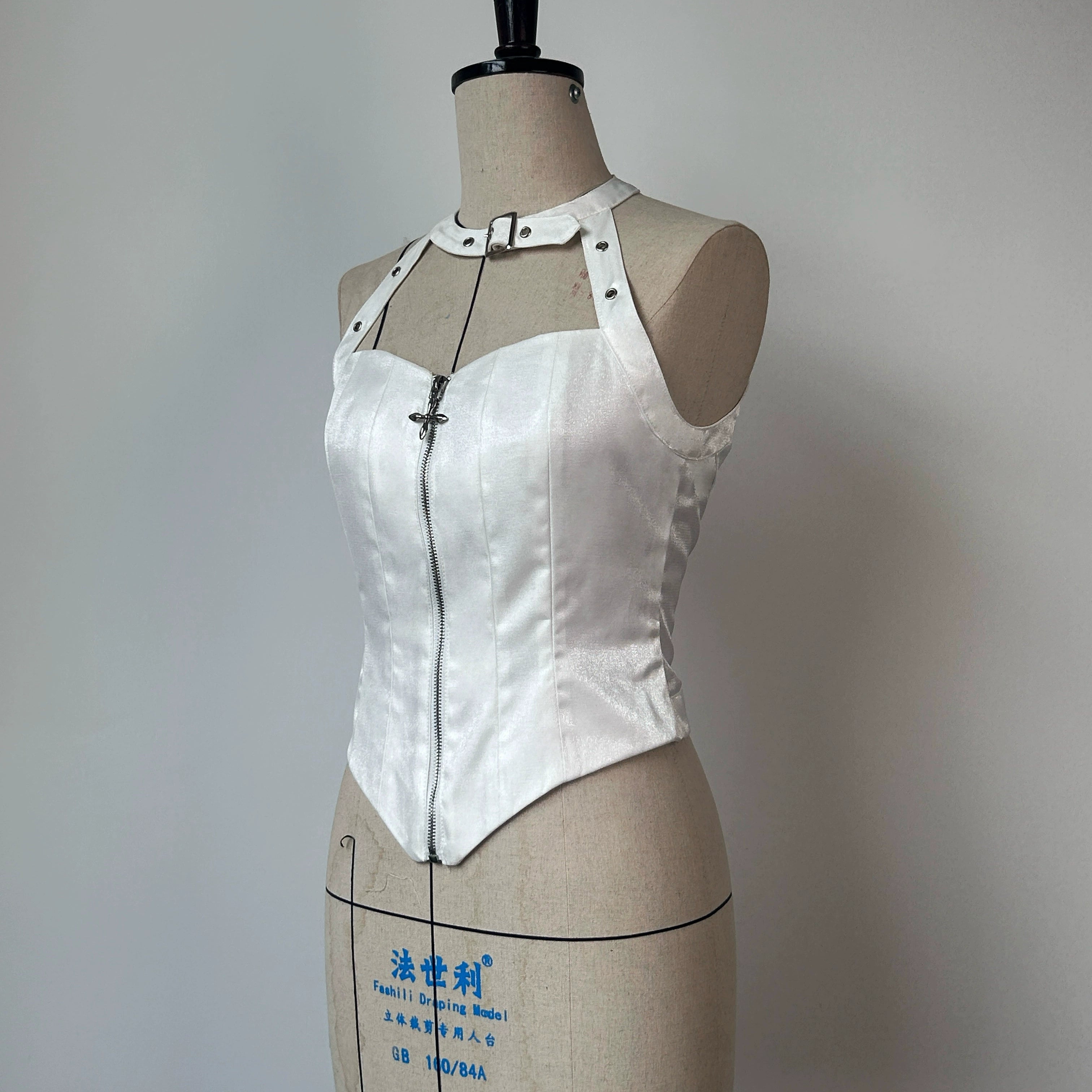 Spot Shipping within three days Page Sleeveless Ribs Acorn Lolita Original Design Gothic Ribs