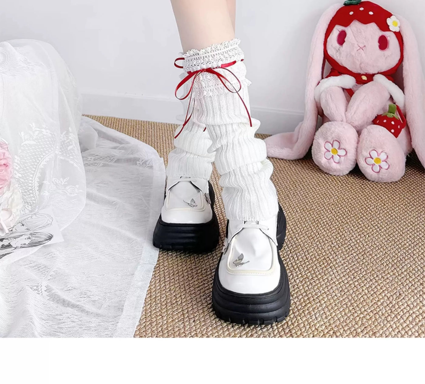 Floral Milk Cat - Ballet Lace - Approx. 40 cm Knit Socks with Lace Cuffs and Ribbons