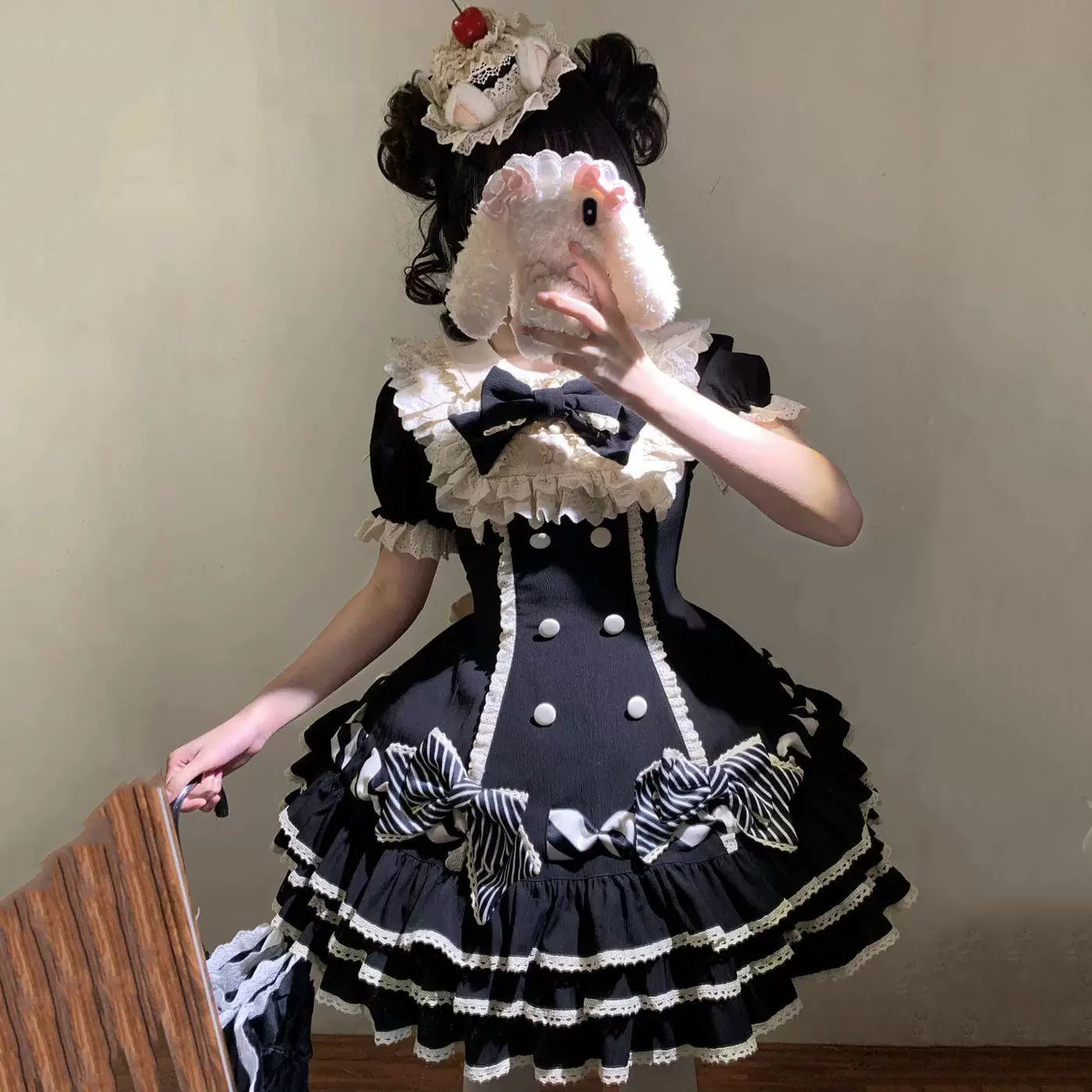 Sweetheart Dream Machine - Princess Cake - Short-sleeve OP dress with layered ruffles and bows
