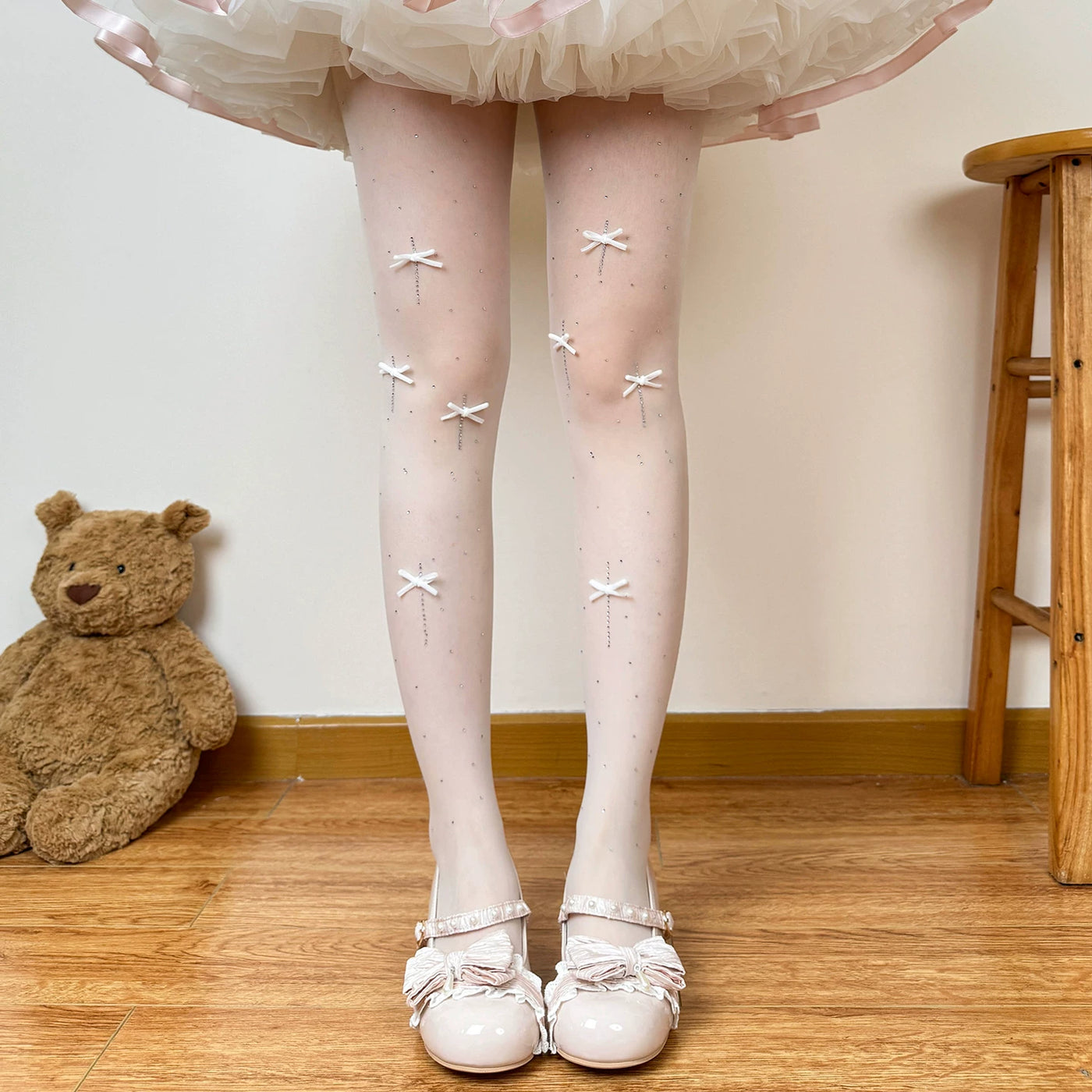 Chubby Bear Tales - Ballet White Collection - One-Size Stockings with Bow and Pattern Variants