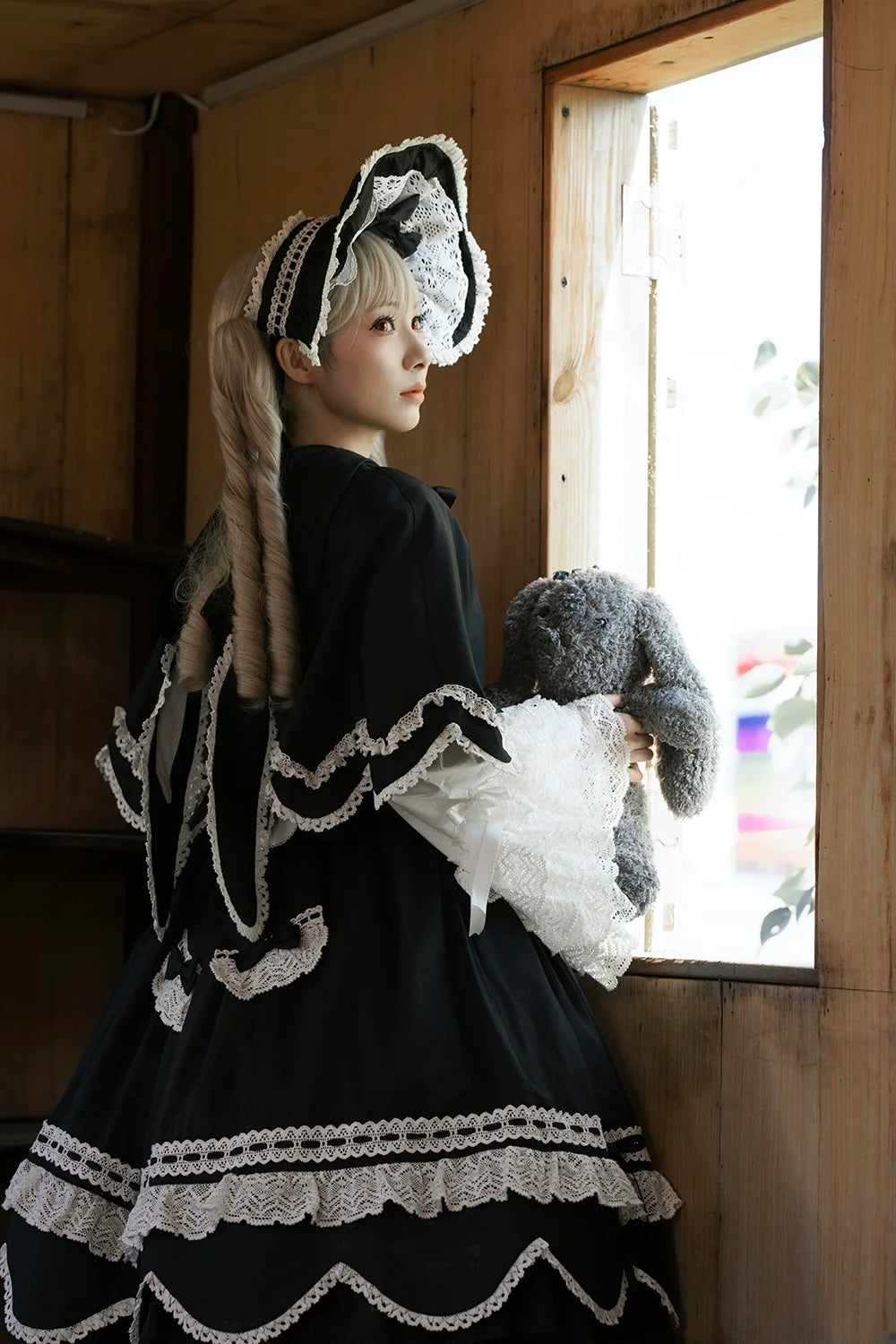 Miss Point - Vintage Petal Rabbit - Pure Cotton Kawaii Lolita Cape With Rabbit Ear Hood
