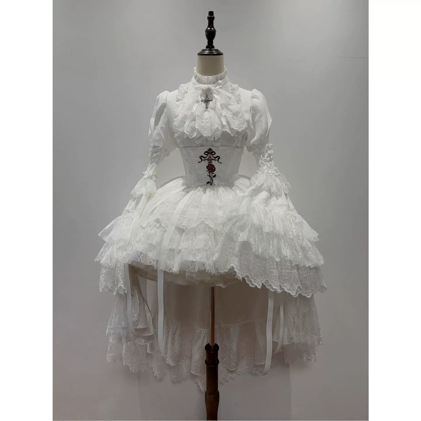 Creamy - White Gothic Romance - White Blouse and Waist-Corset Skirt Set with Detachable Princess Sleeves