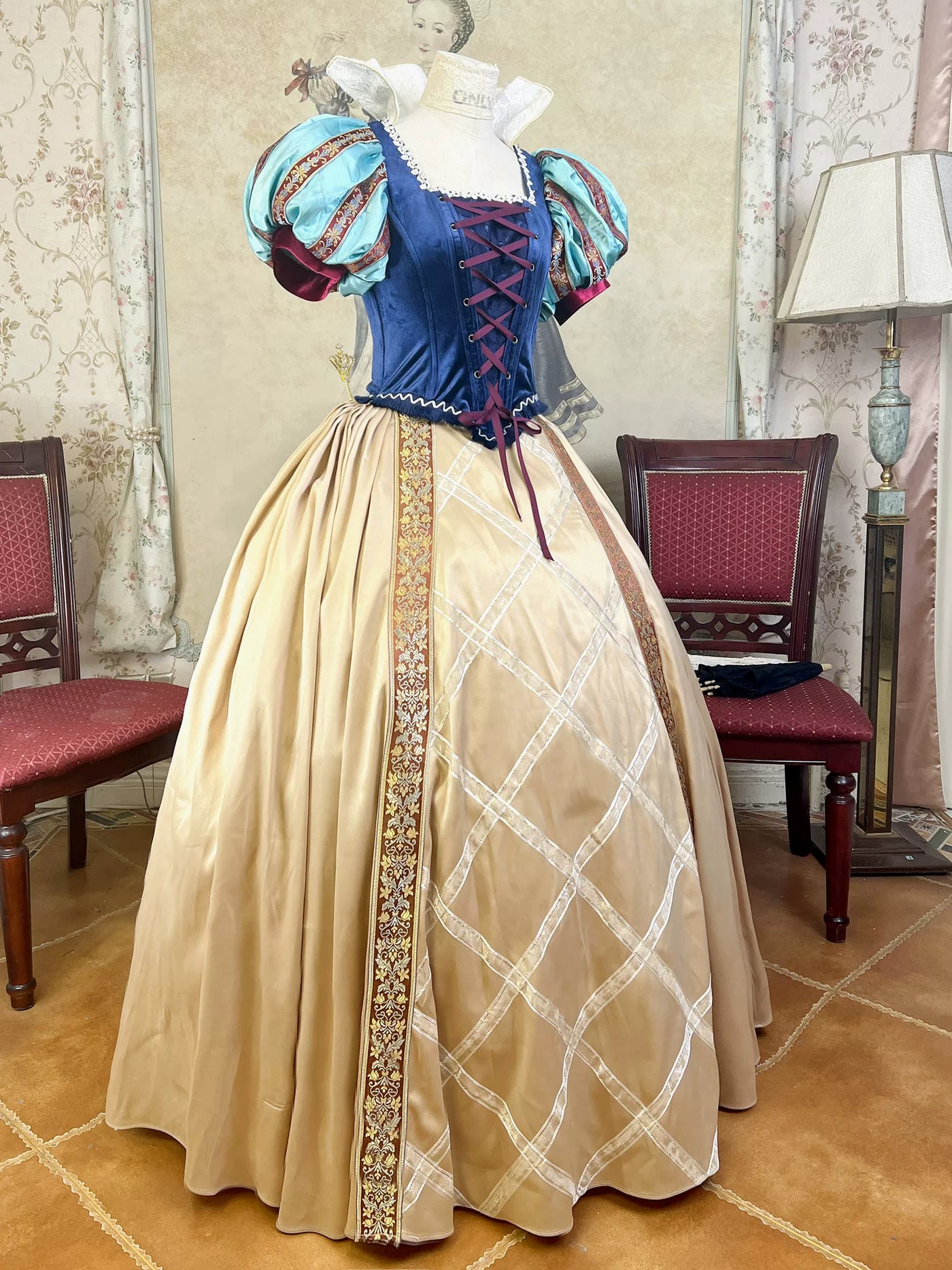 LACE GARDEN - Snow White Arrival - Royal Blue Dress Set with Puff Sleeves