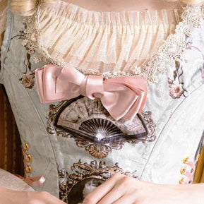 Krad Lanrete - Mary's Portrait - Large Bow Brooch Pin with Layered Ribbon Loops