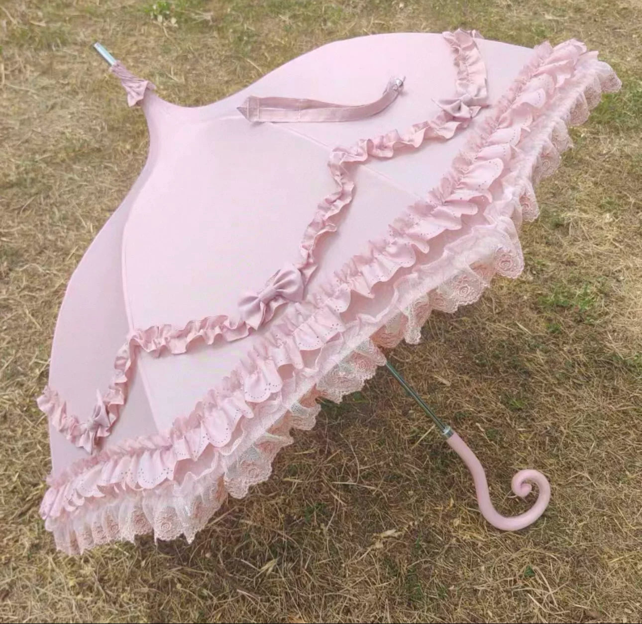 Independent Brand - Lace Parasol Collection - Ruffled Lace Parasol with Decorative Handle