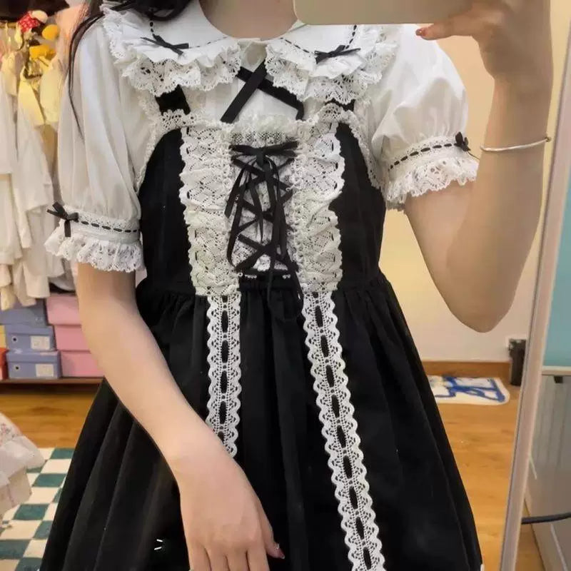 Sweetheart Dream Machine - Vintage Doll - Short-Sleeve Blouse with Lace Doll Collar
