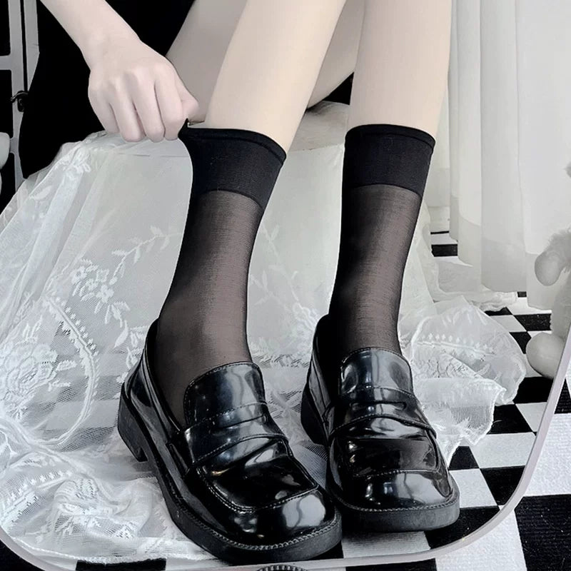 Floral Milk Cat - Sheer Basic - Plain Sheer Mid-Calf Socks in White and Black