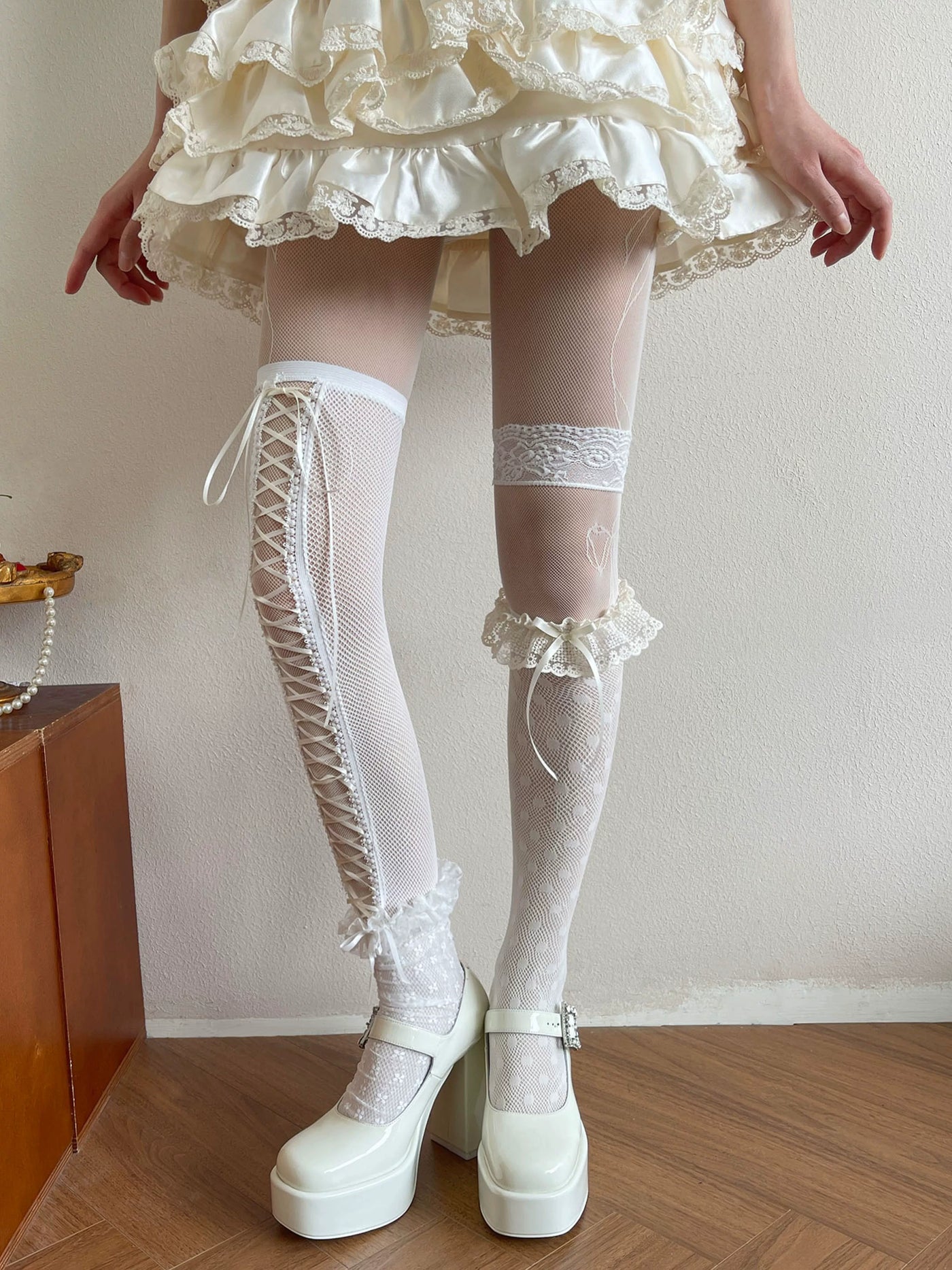 Sock Noble - Ballet Lace Layering - Pants with Lace-Up Detail