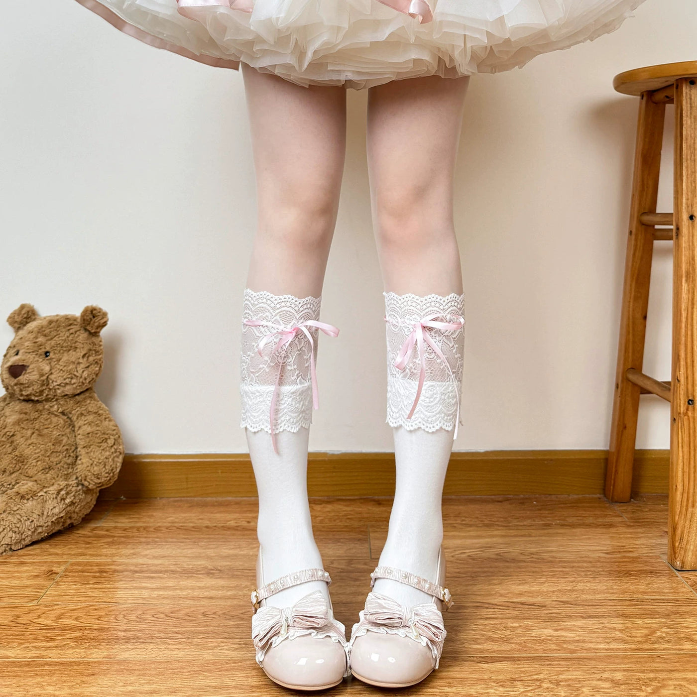 Chubby Bear Tales - Showa Doll - Lace-Trimmed Socks with Ribbon Ties
