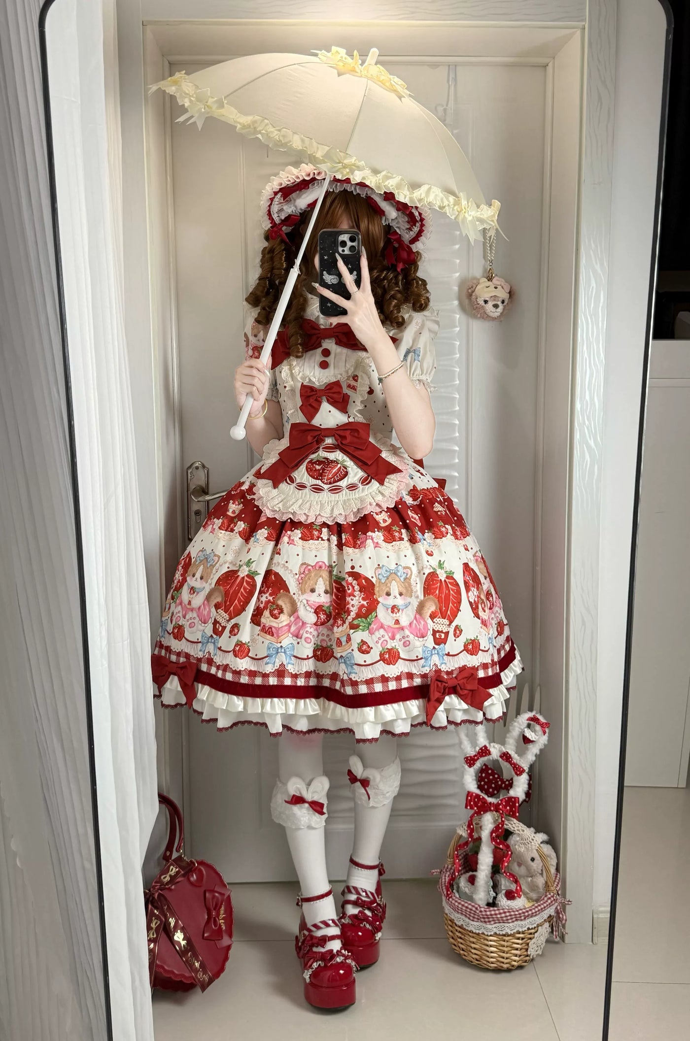 Fantasy Doll - Princess Bow - Yellow umbrella with ruffled lace edging and bow details