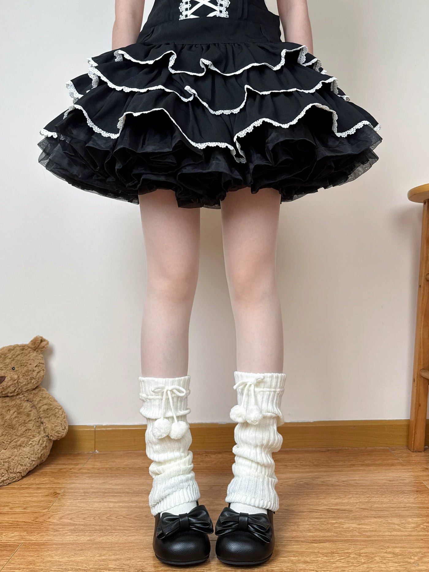 Chubby Bear Tales - Antique Doll Pompom - Ribbed leg warmers with drawstring pom-pom ties