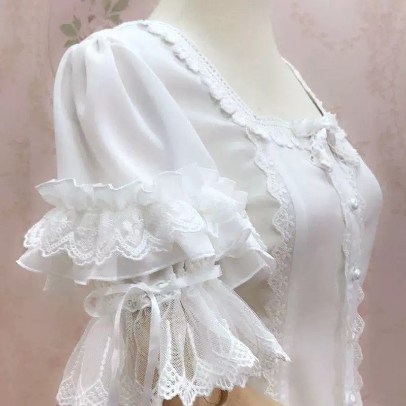 Sweetheart Dream Machine - Soft Lace Hime Sleeves - White short-sleeve blouse with a square neckline