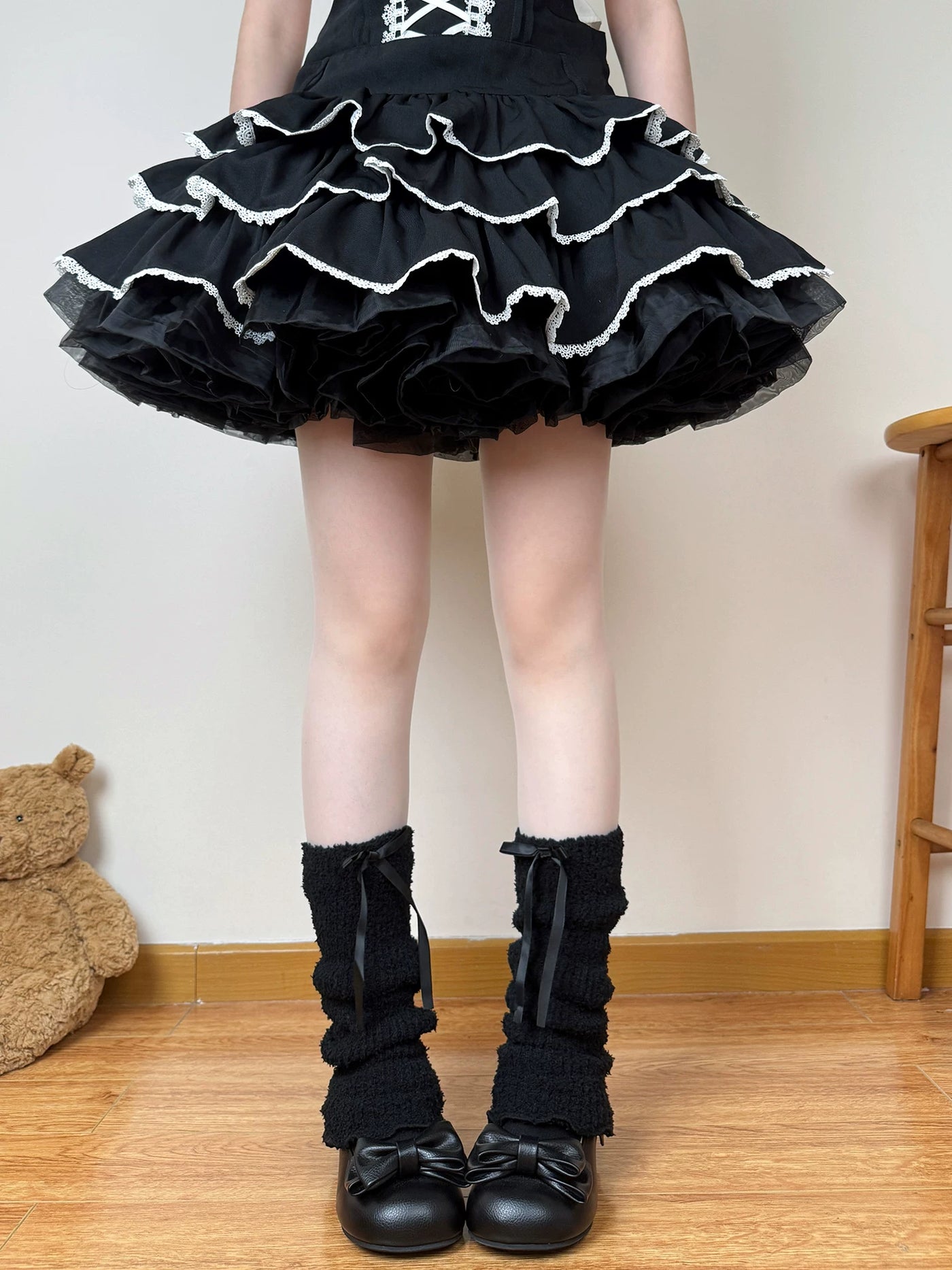 Chubby Bear Tales - Antique Doll - Lolita leg warmers with ruched volume and ribbon bows