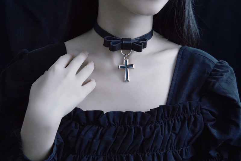 Strange Sugar - Gothic Lolita Cross Leather Choker - Neckwear