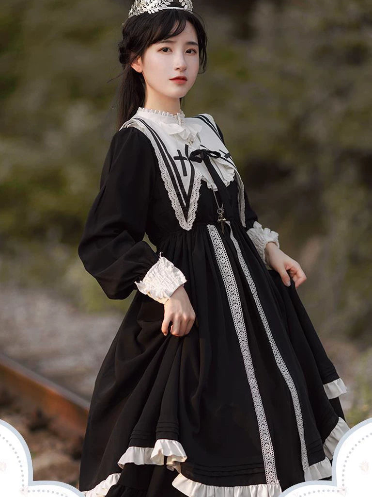 Sweetheart Dream Machine - Guiwu - Black OP Dress with White Lace Trim