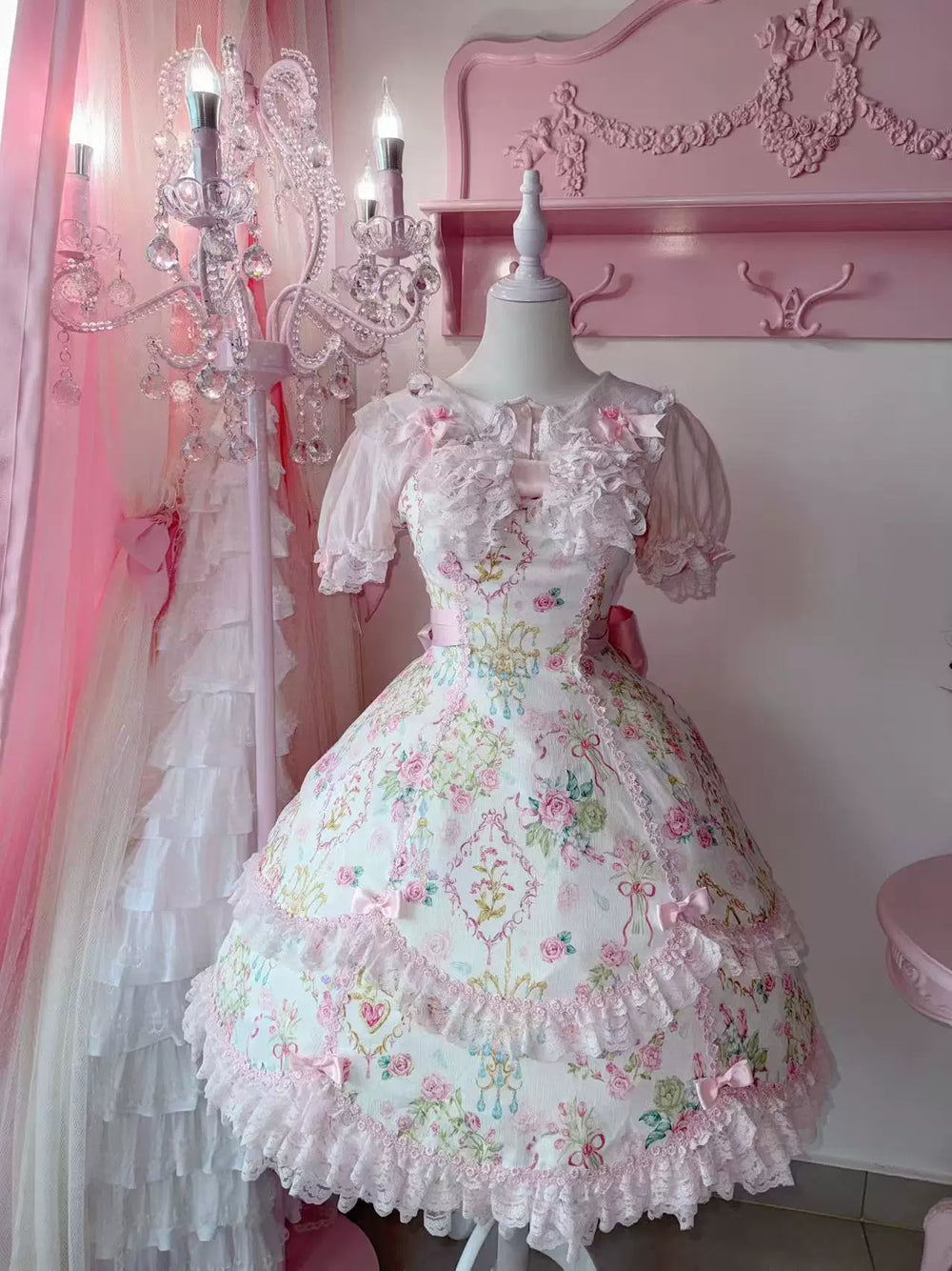 Tata Long Ear 2025 Spring Vintage Floral Lolita JSK dress on mannequin, white base with pink floral print, sweetheart neckline, tiered skirt
