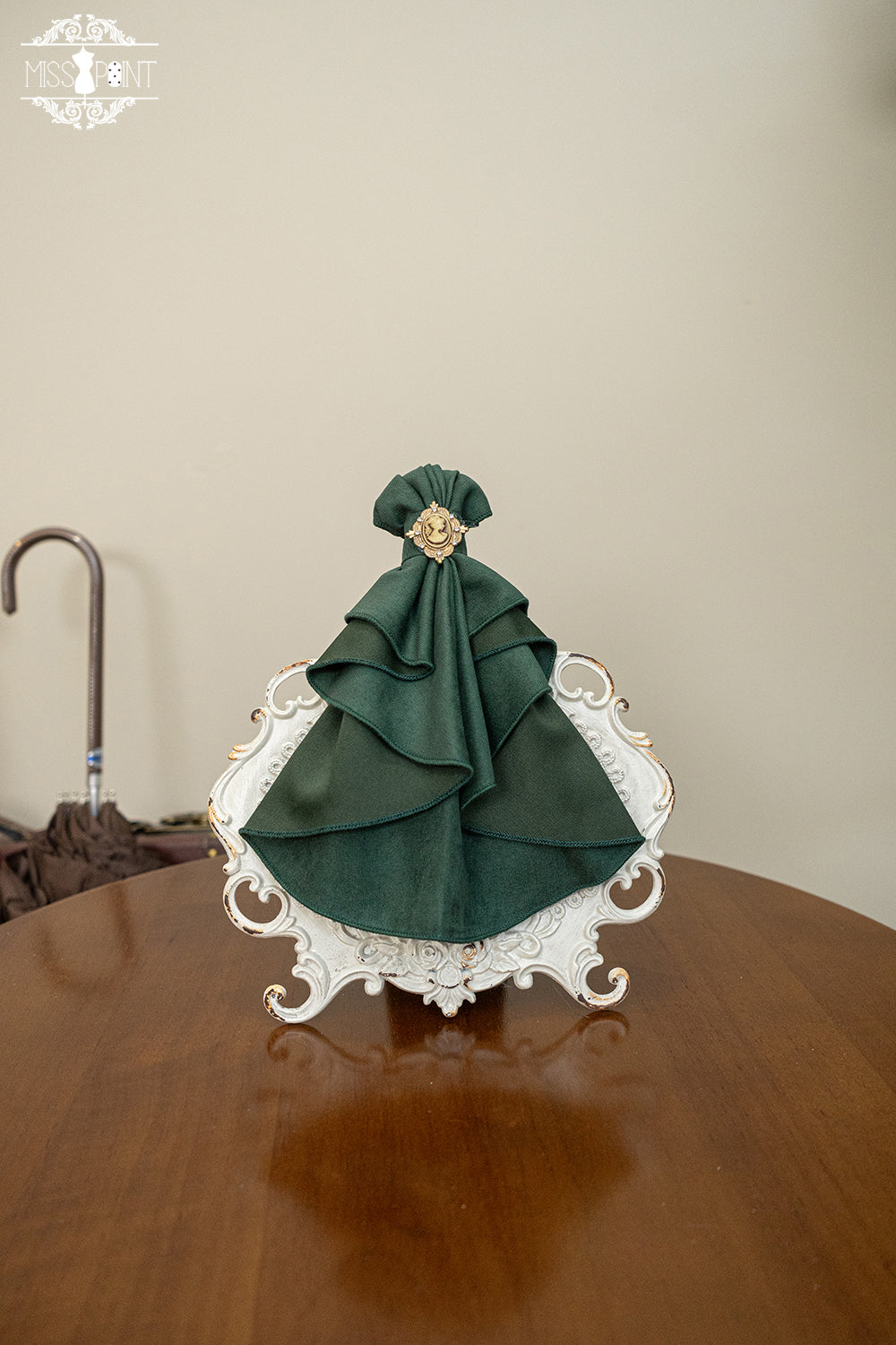 Golden Movement - Lolita Accessory Brooch Bow Tie KC Green Bibs bow tie