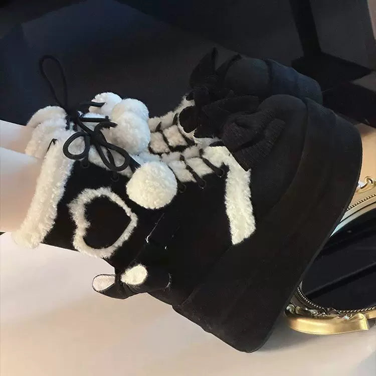 Rounded-Toe Fleece-Lined Platform Winter Boots — style overview