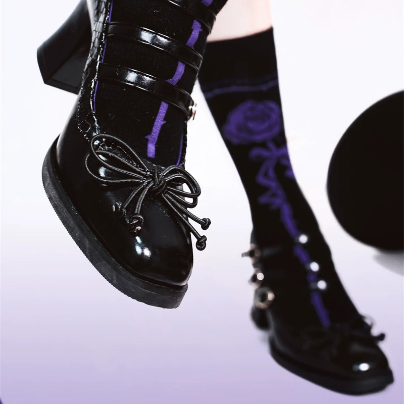MODO Medusa Textured Gothic Lolita Heels – design details – view 4