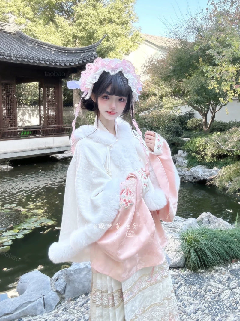 Mian Plush Cropped Lolita Shawl - Regular & Thick Versions — additional product view