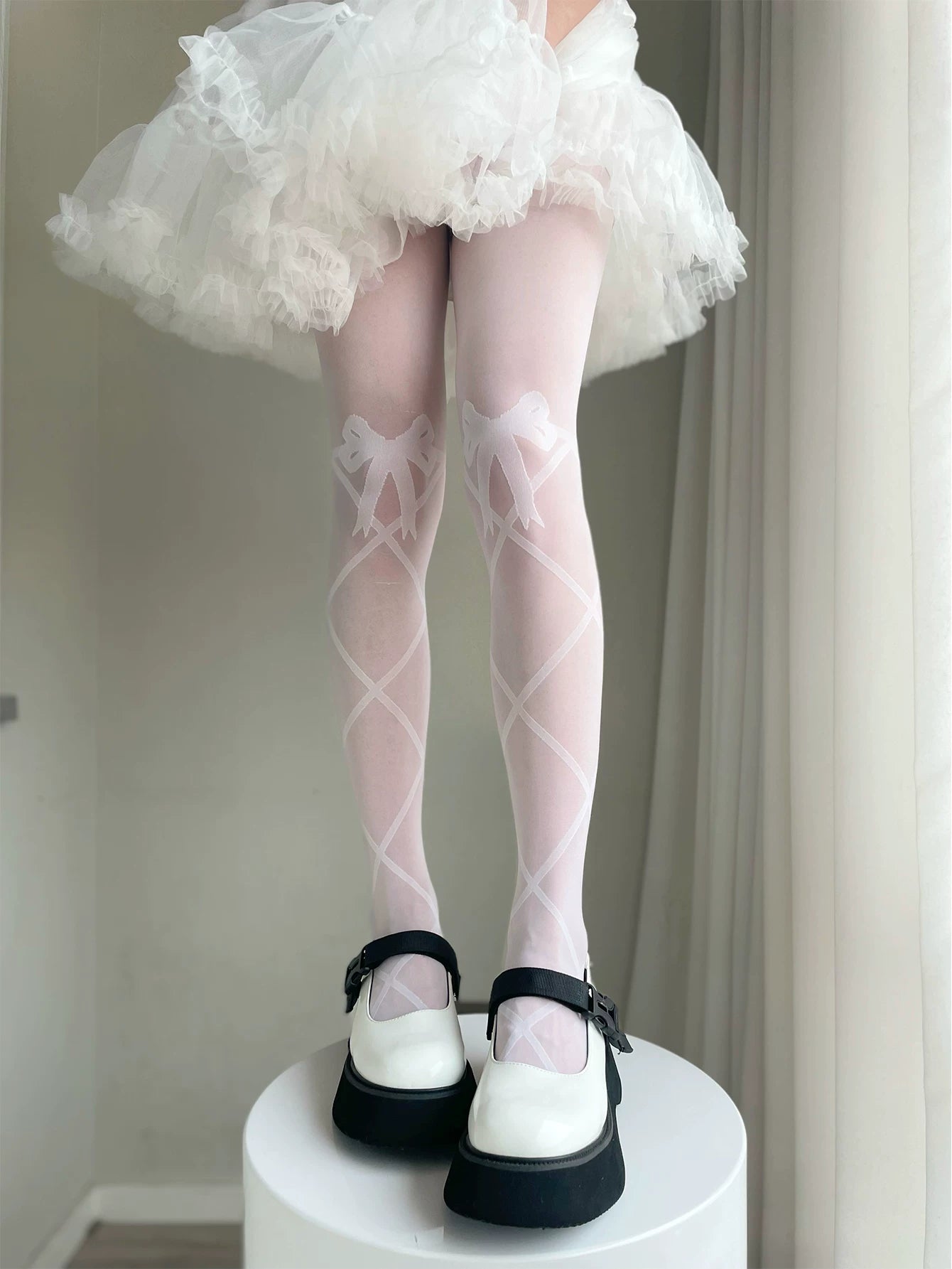Fantasy Doll - Crossed Ribbon - Pantyhose with Crossed Ribbon Bands