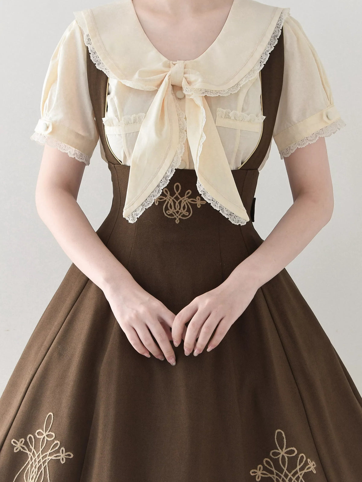 MIST - Cotton Kawaii - Lolita blouse with a lace-trimmed sailor collar