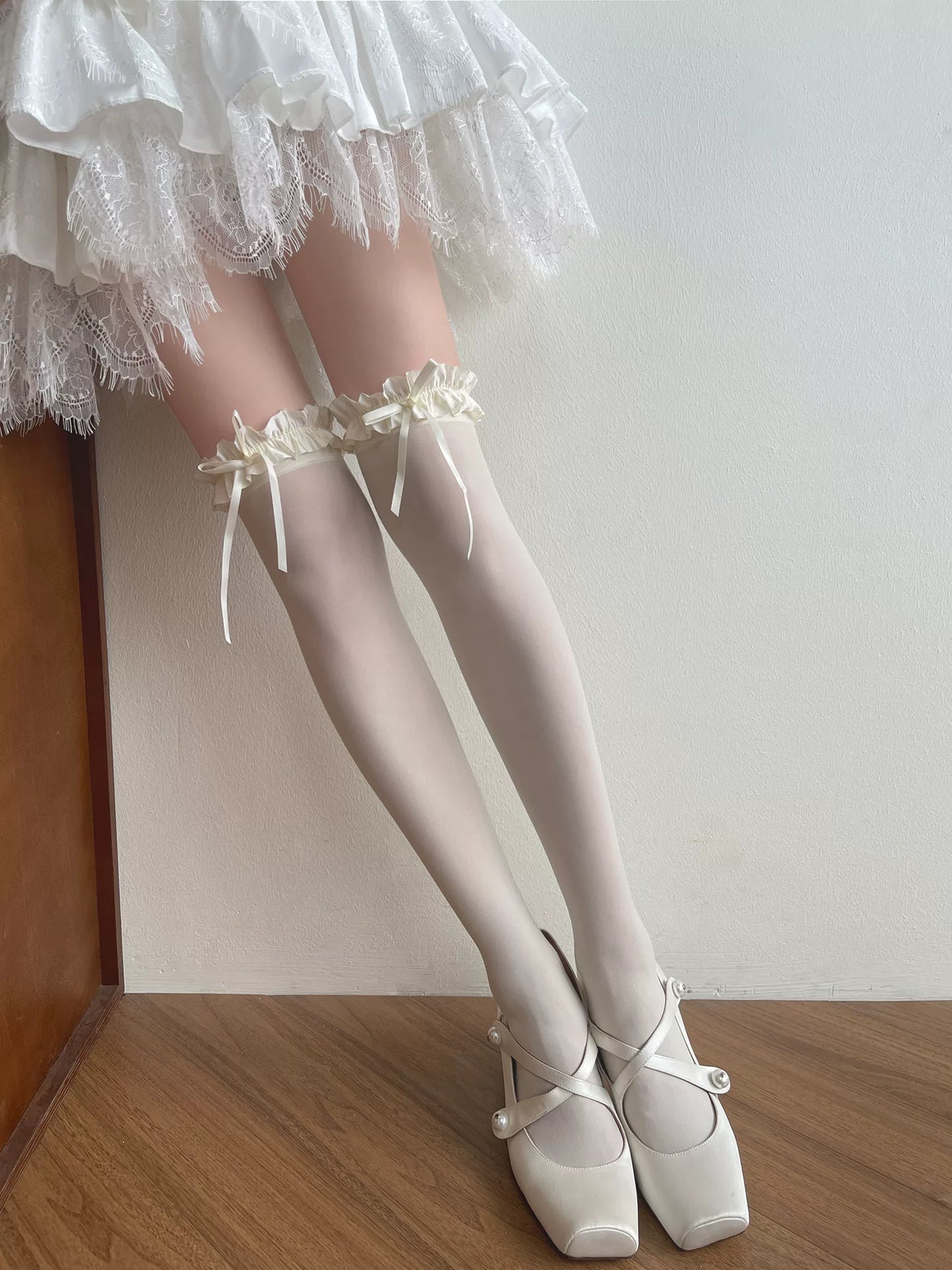 Sock Noble - Cream Ruffle Ribbon - Velvet Socks with Ruffled Bow Cuffs
