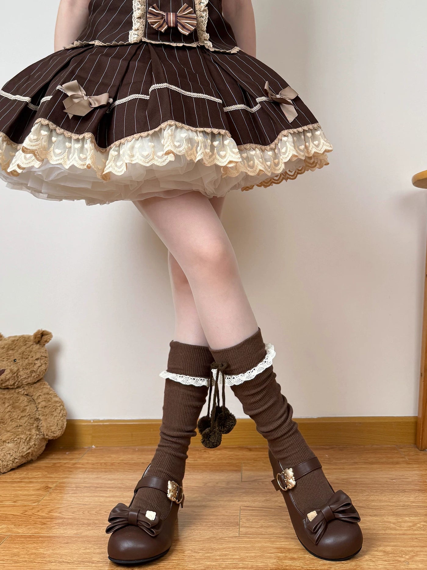 Chubby Bear Tales - Caramel Cocoa - Cuffed Calf Socks with Bow-Tied Pom-Poms